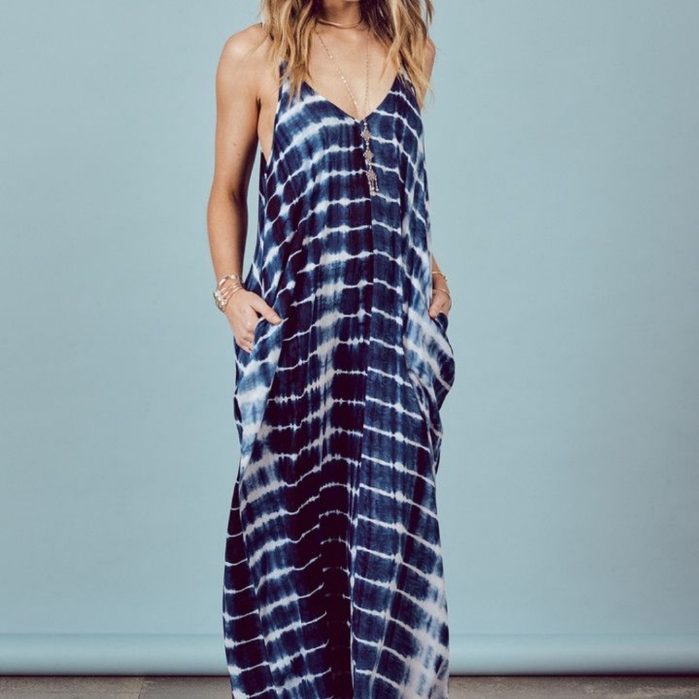Vici Pocketed Loose Maxi Dress - Picture 8 of 13